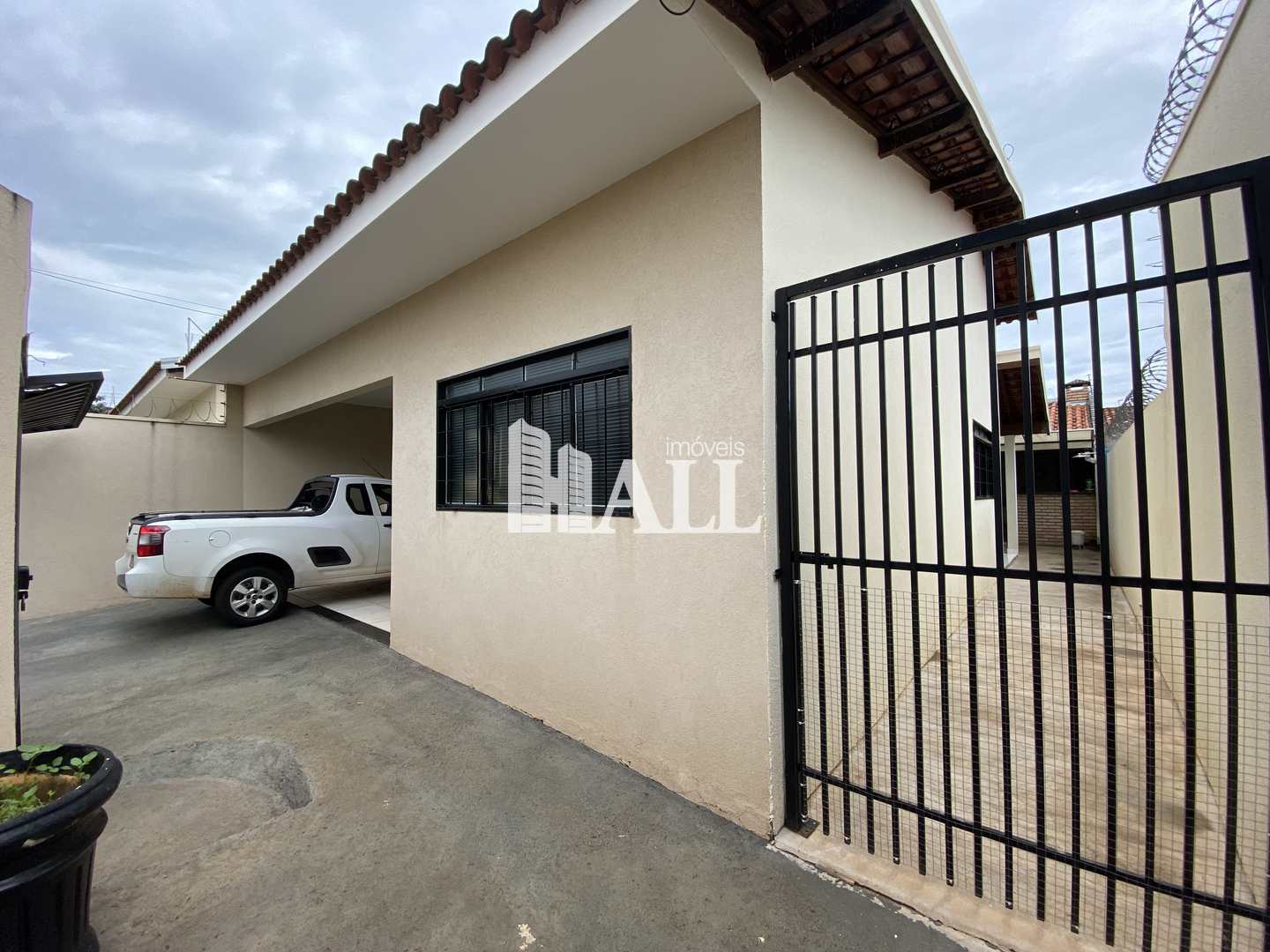 Casa à venda com 2 quartos, 124m² - Foto 2