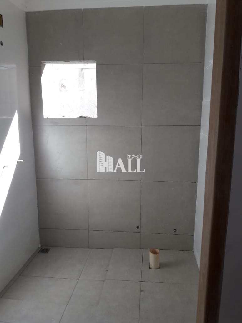 Casa à venda com 2 quartos, 100m² - Foto 3