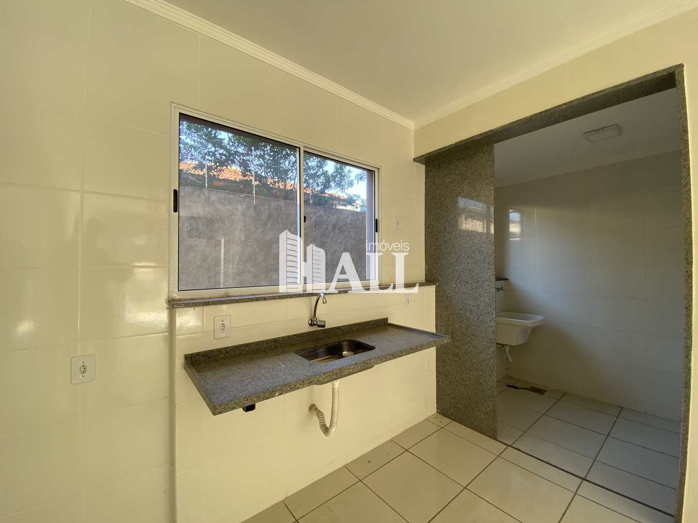 Apartamento à venda com 2 quartos, 42m² - Foto 4