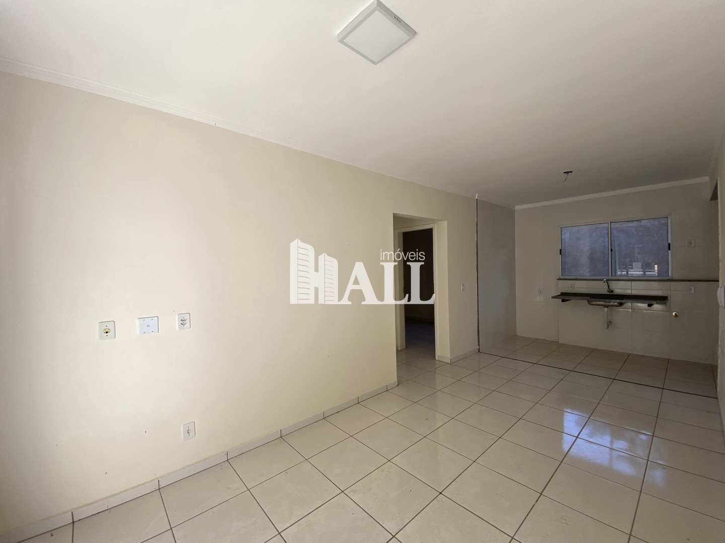 Apartamento à venda com 2 quartos, 42m² - Foto 1