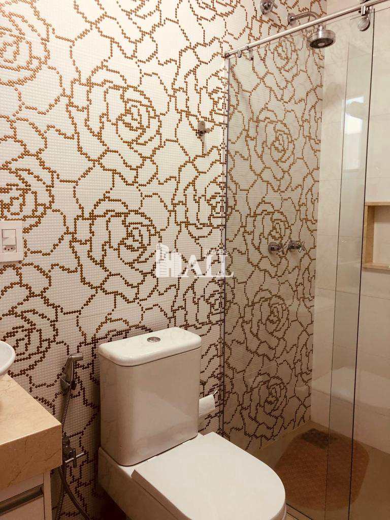 Casa com 4 quartos à venda, 487m² — foto 13 de 37