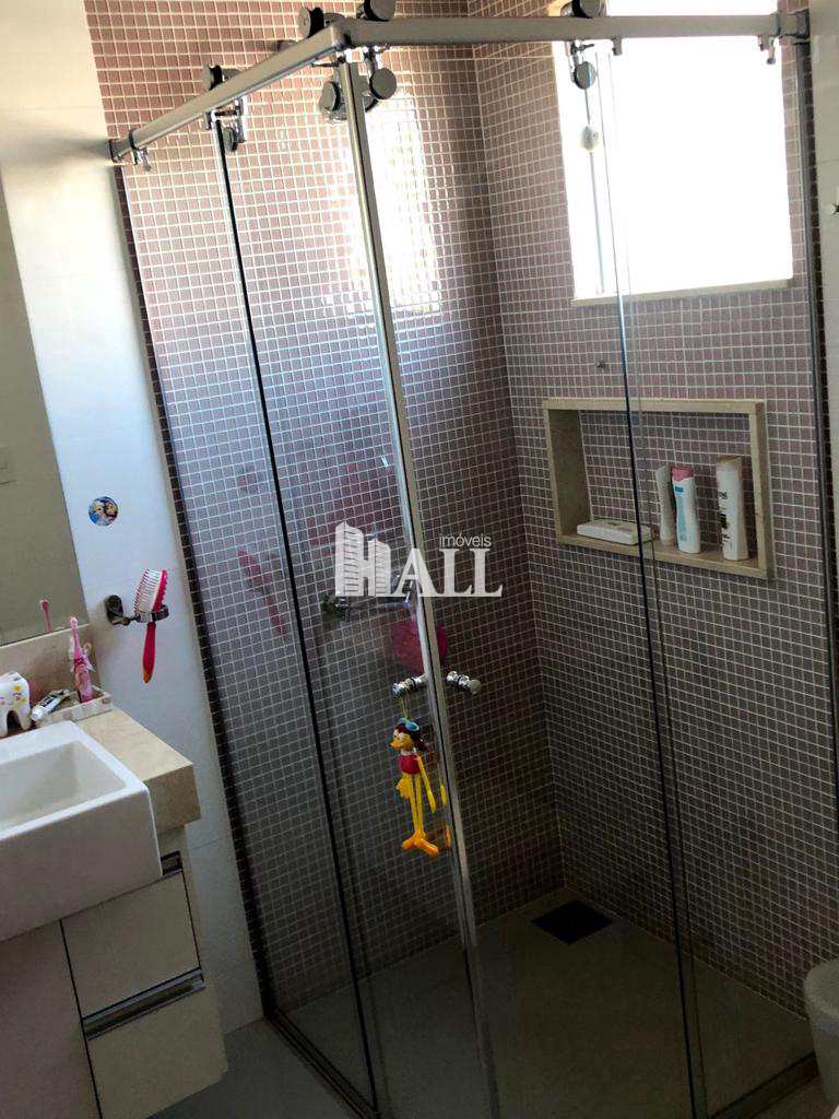 Casa com 4 quartos à venda, 487m² — foto 15 de 37