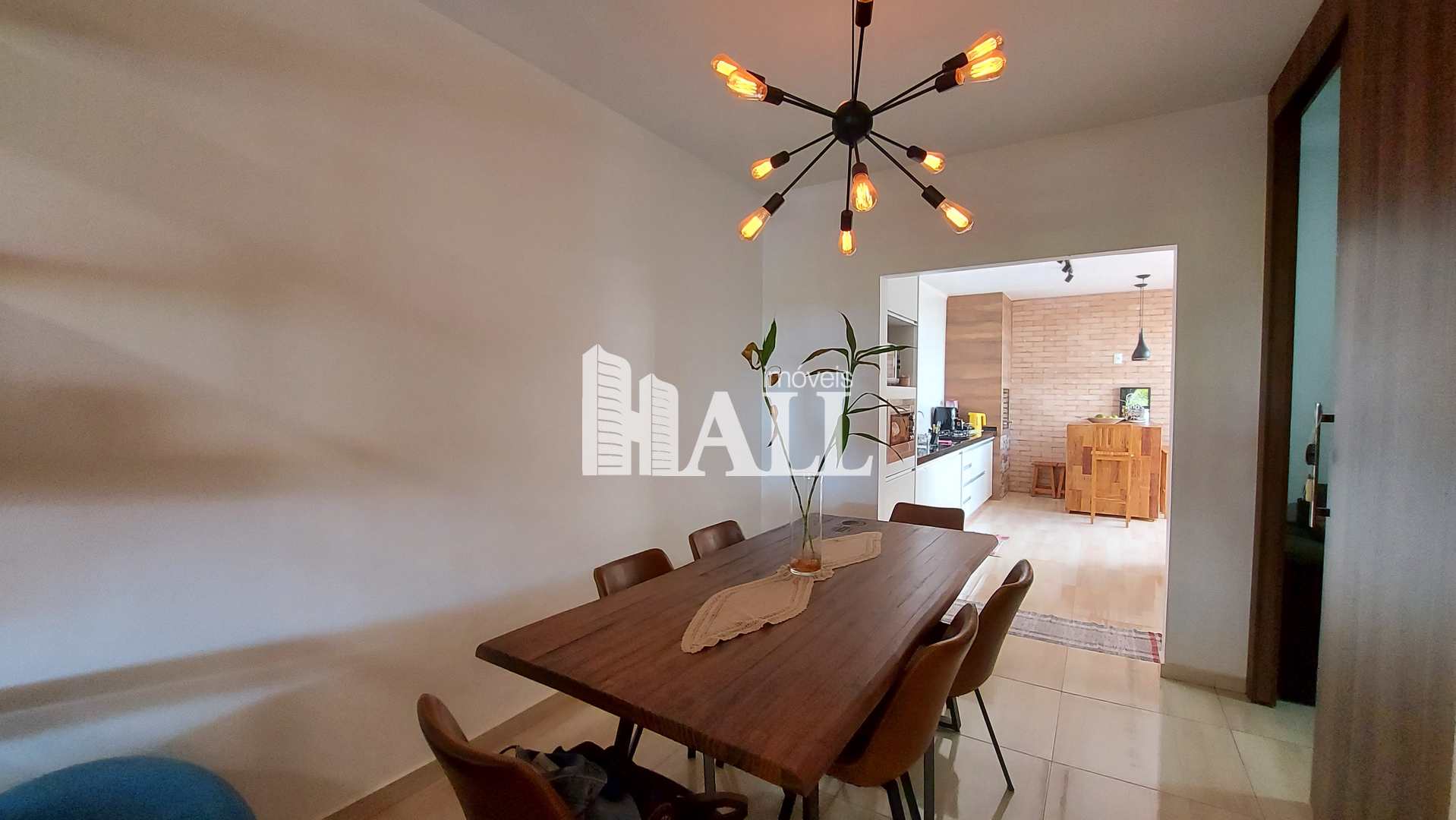 Casa de Condomínio à venda com 3 quartos, 140m² - Foto 3