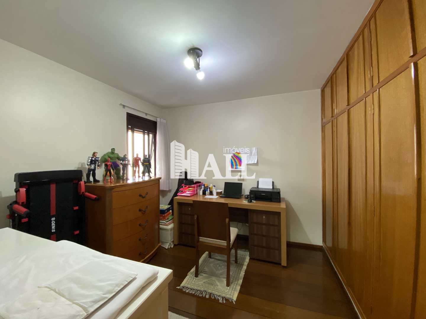 Apartamento à venda com 3 quartos, 133m² - Foto 9