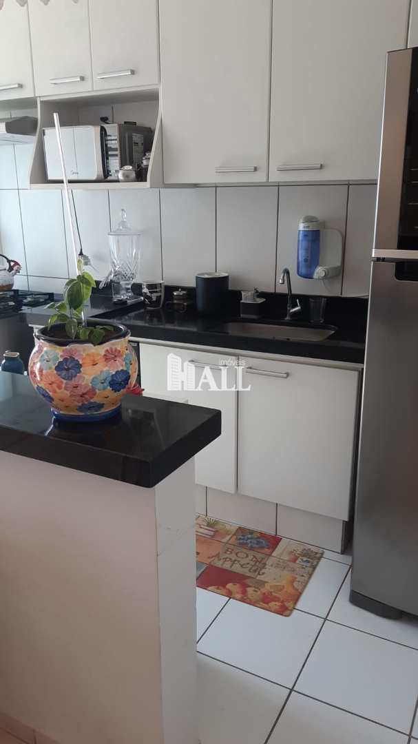 Apartamento à venda com 2 quartos, 82m² - Foto 4