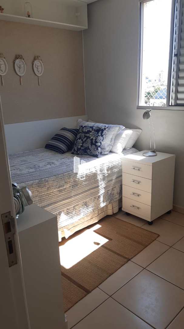 Apartamento à venda com 2 quartos, 82m² - Foto 8