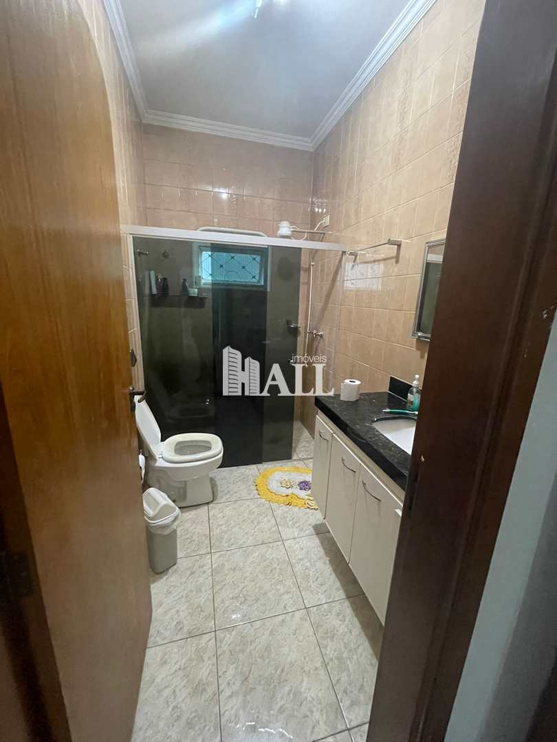 Casa à venda com 4 quartos, 260m² - Foto 4