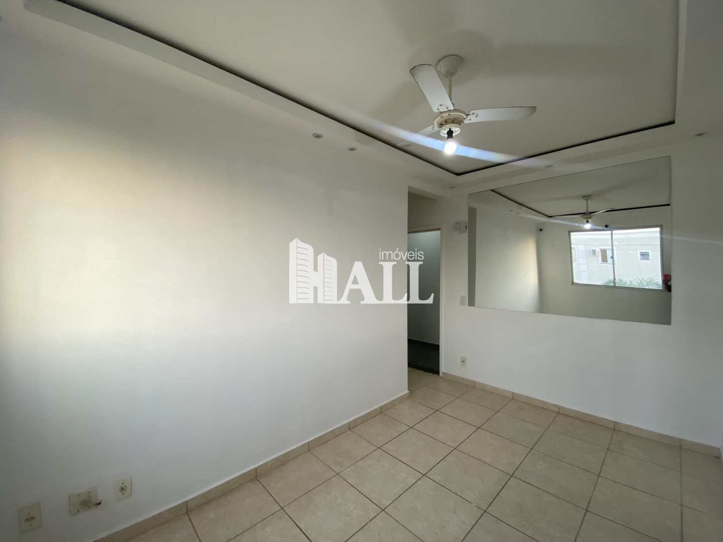 Apartamento à venda com 2 quartos, 45m² - Foto 3