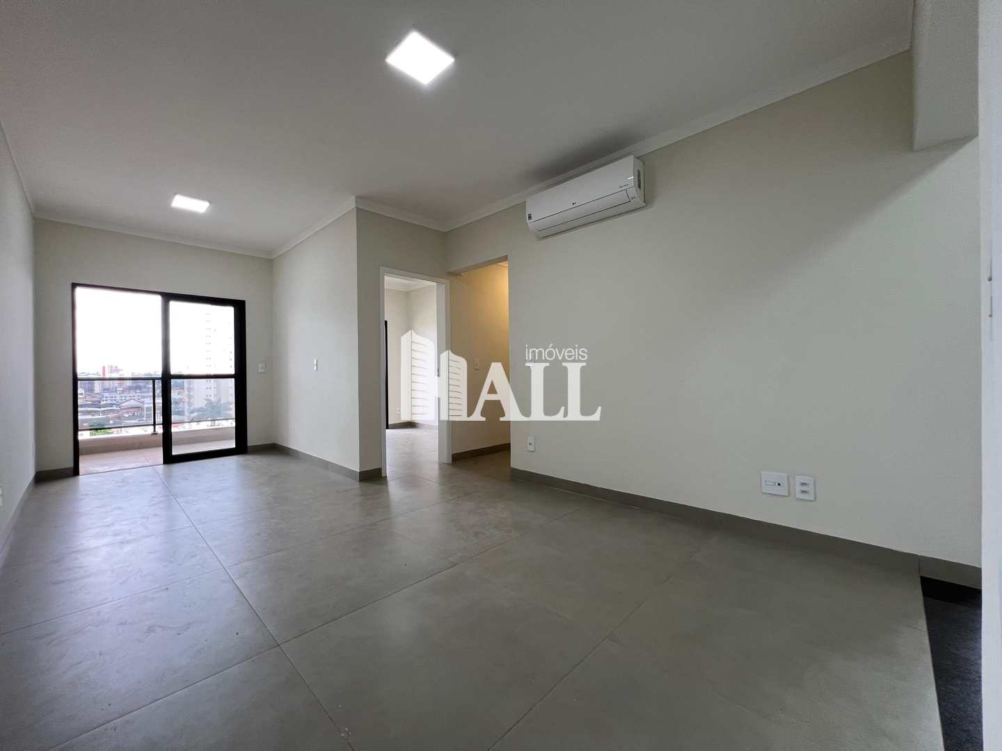 Apartamento com 3 quartos à venda, 78m² — foto 2 de 21