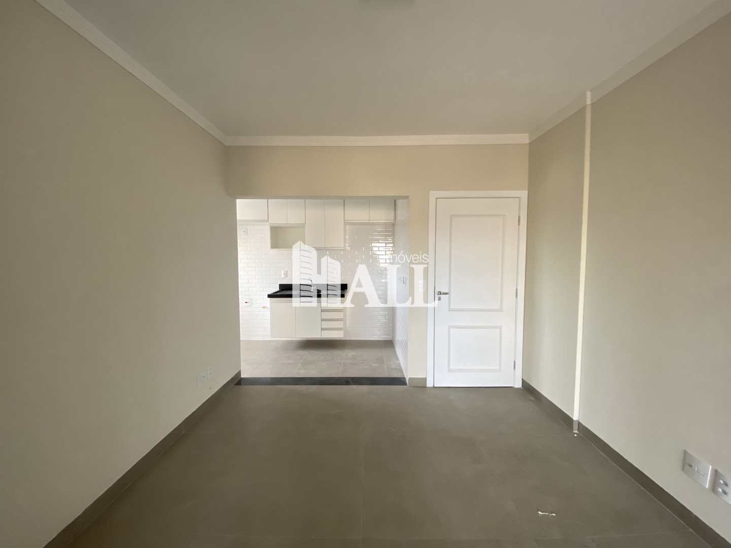 Apartamento à venda com 3 quartos, 78m² - Foto 2