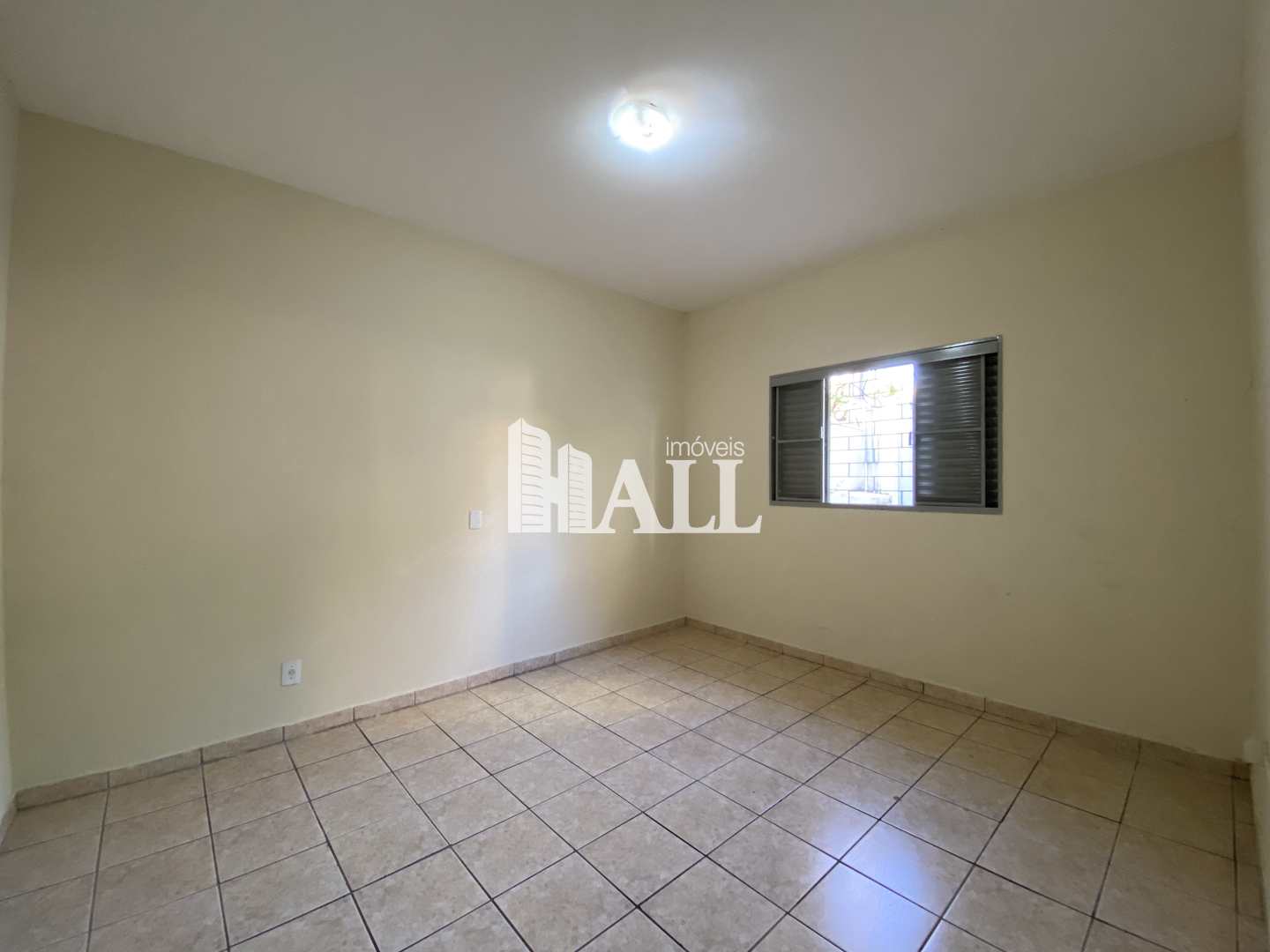 Casa à venda com 3 quartos, 190m² - Foto 4