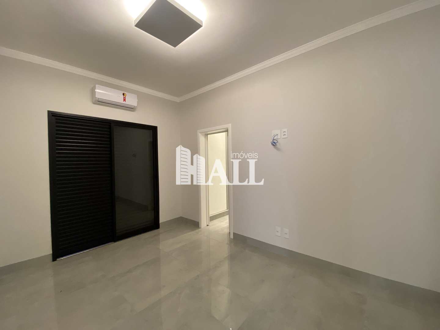 Casa de Condomínio à venda com 3 quartos, 240m² - Foto 12