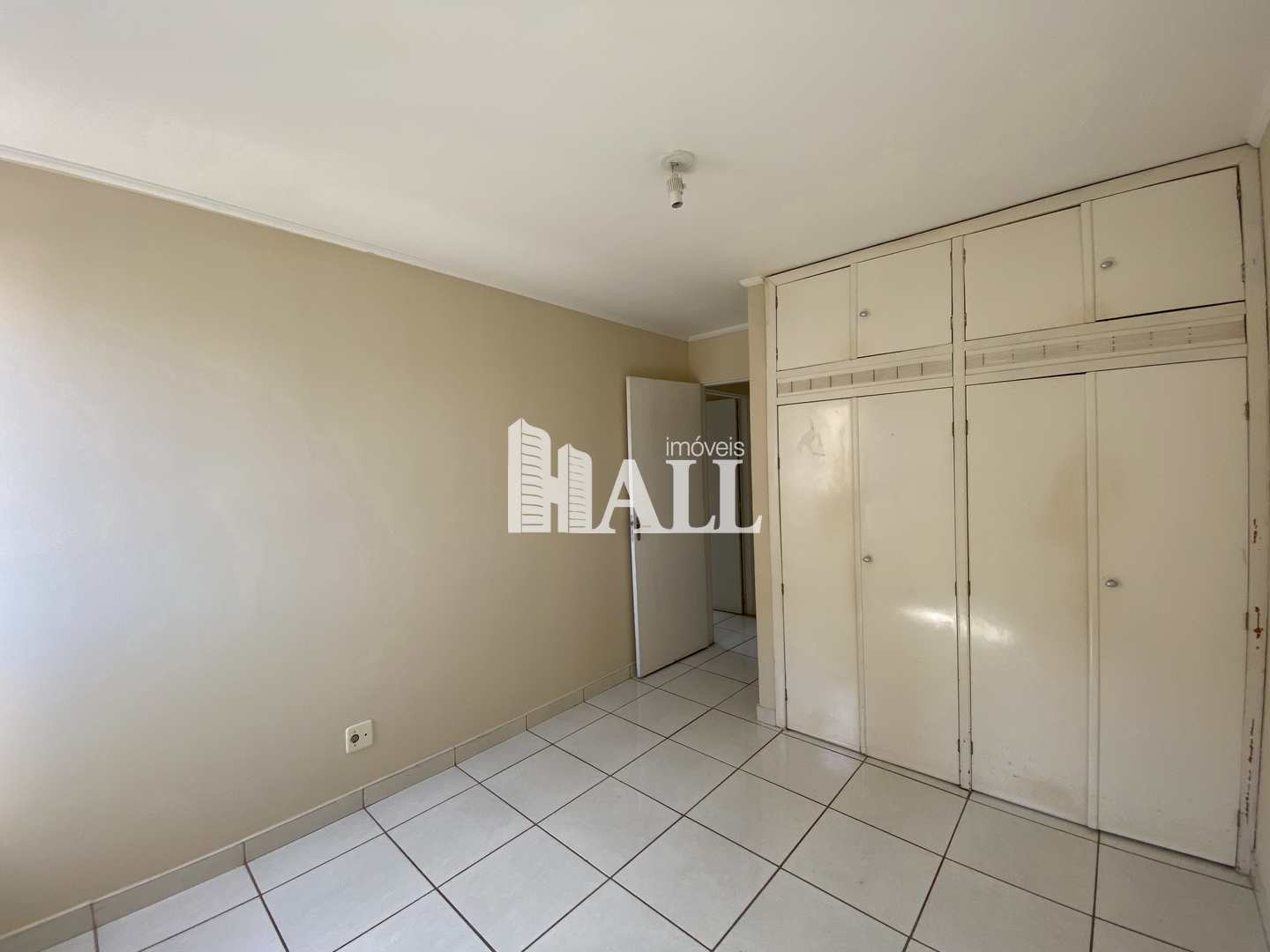 Apartamento à venda com 2 quartos, 80m² - Foto 8