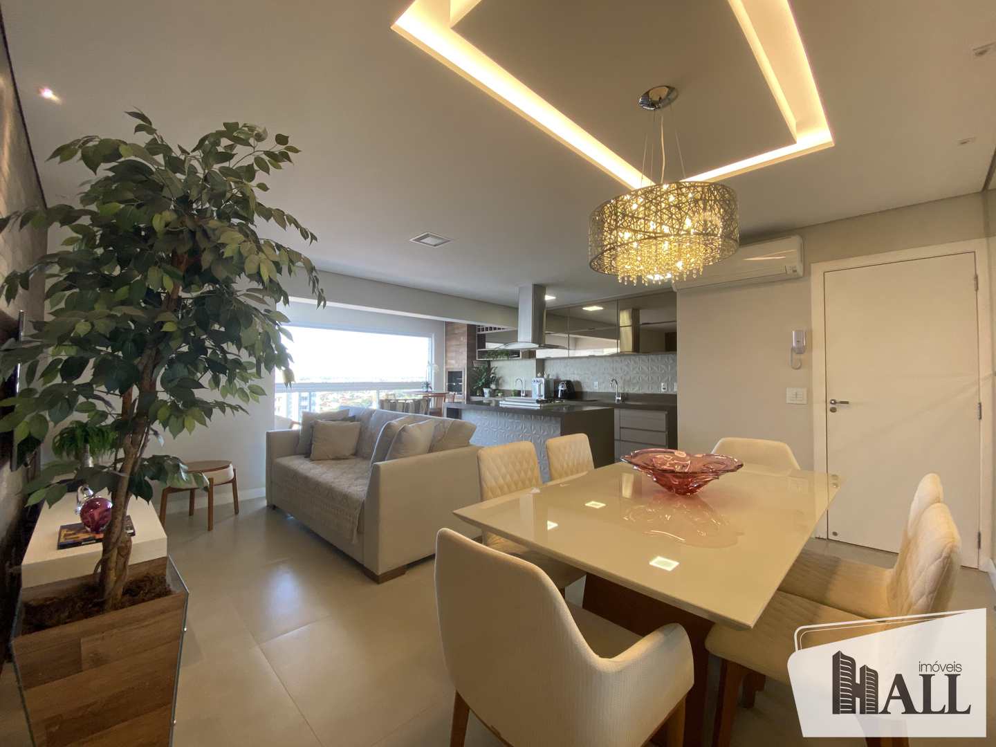 Apartamento à venda com 3 quartos, 104m² - Foto 4