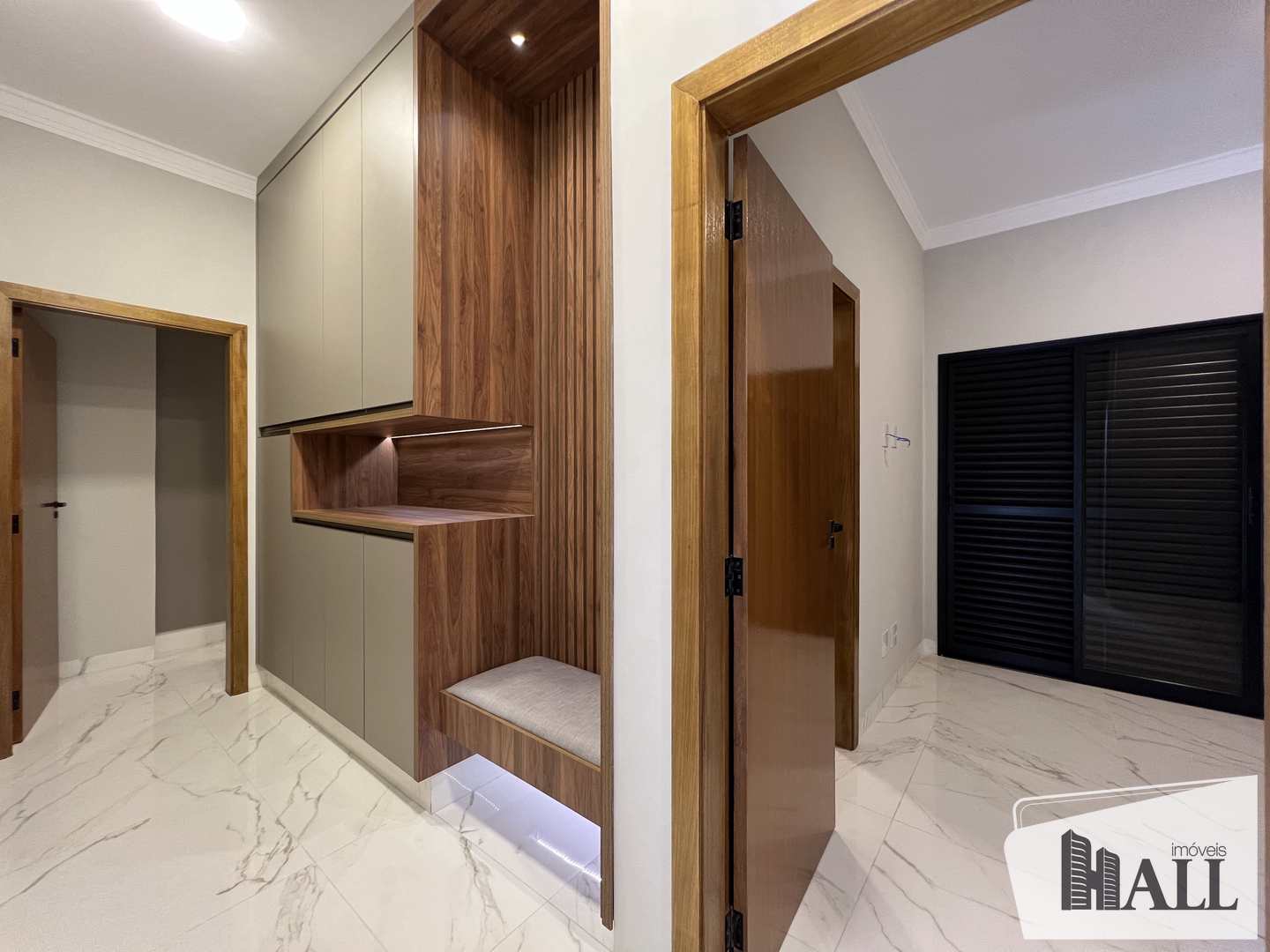 Casa de Condomínio à venda com 3 quartos, 225m² - Foto 8