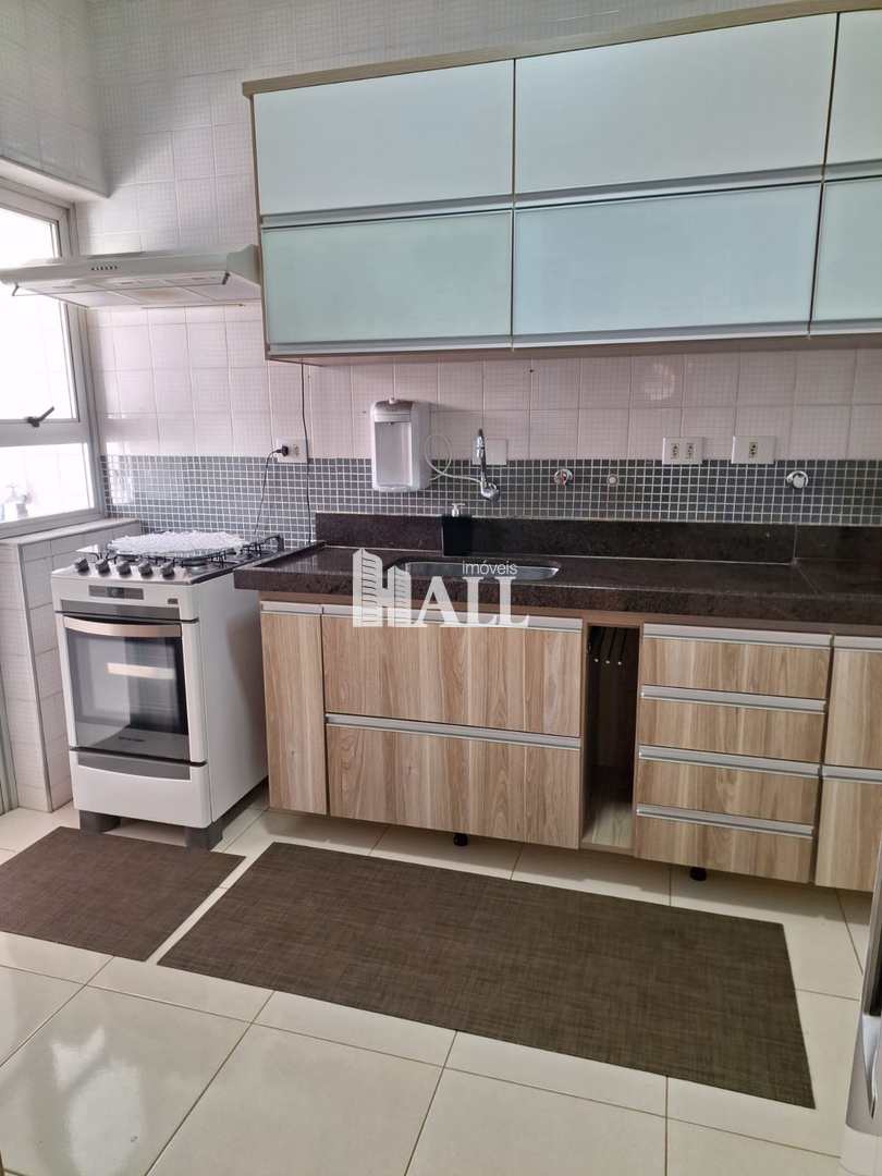 Apartamento à venda com 3 quartos, 100m² - Foto 2