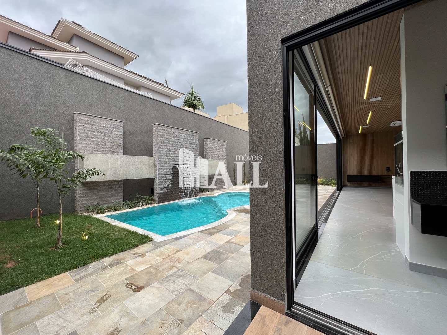 Casa de Condomínio à venda com 4 quartos, 400m² - Foto 69