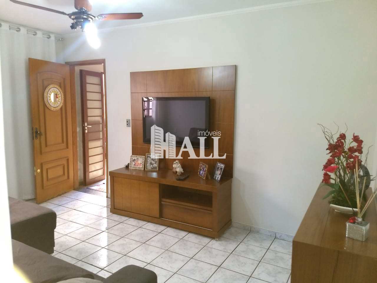 Apartamento à venda com 3 quartos, 94m² - Foto 1