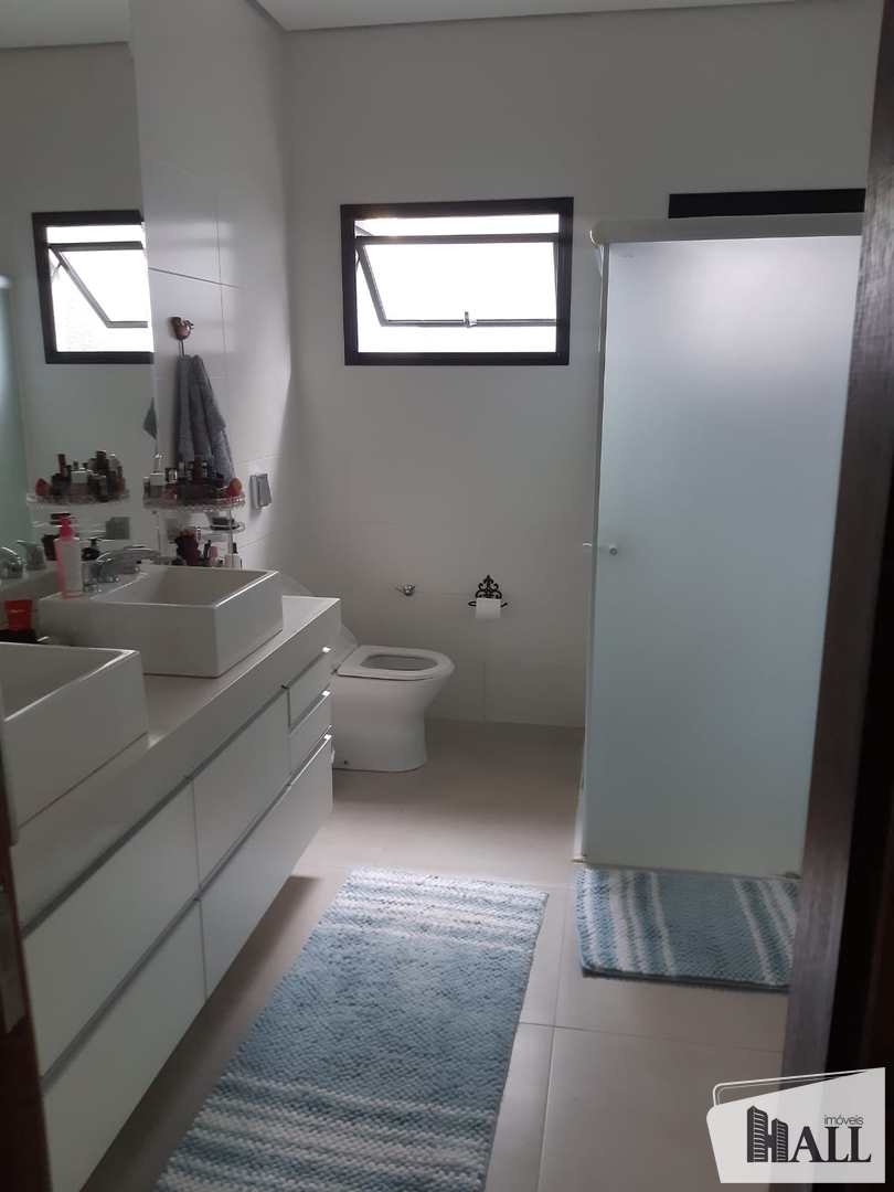 Casa de Condomínio à venda com 3 quartos, 267m² - Foto 17