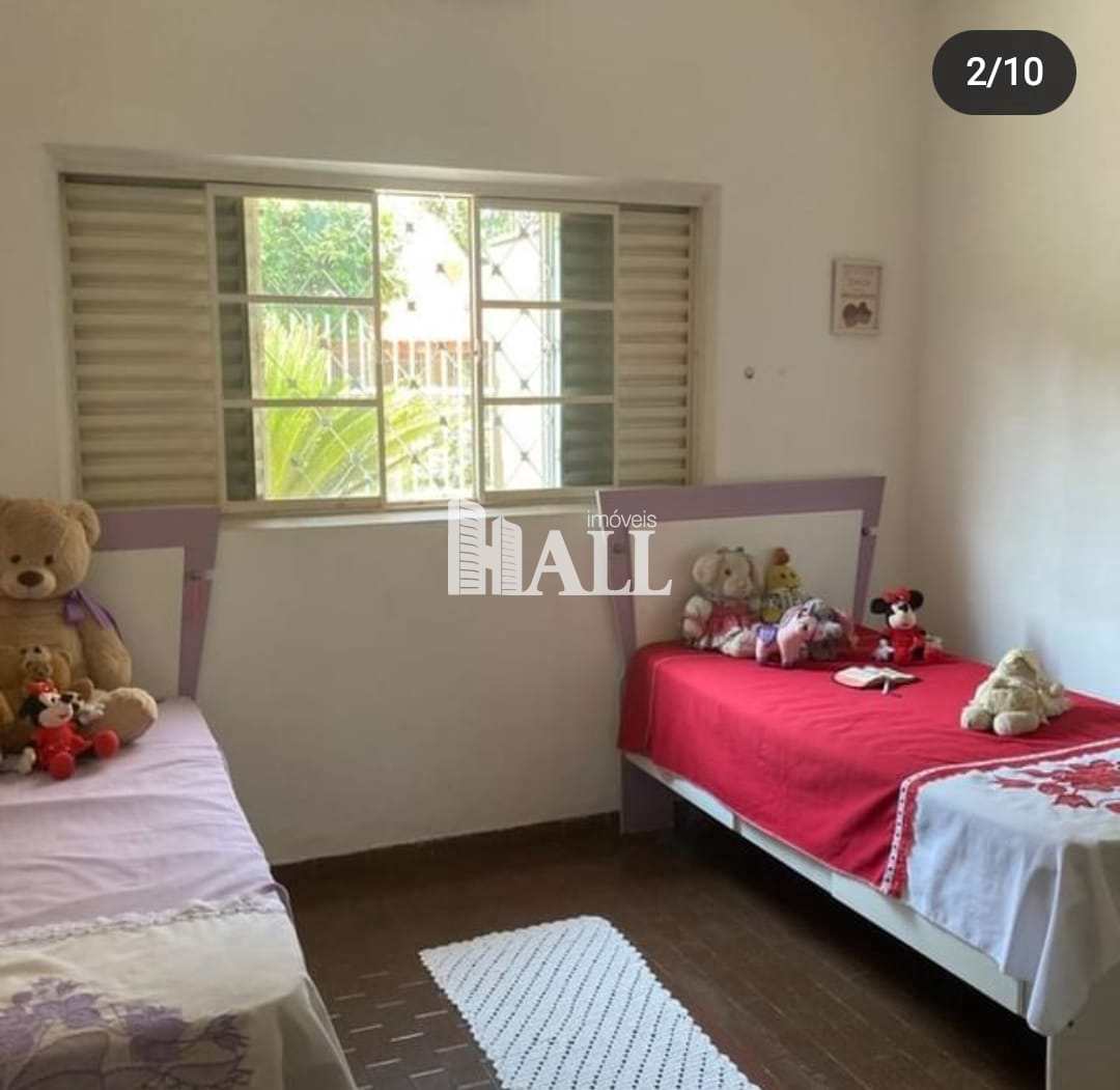 Casa à venda com 2 quartos, 230m² - Foto 4