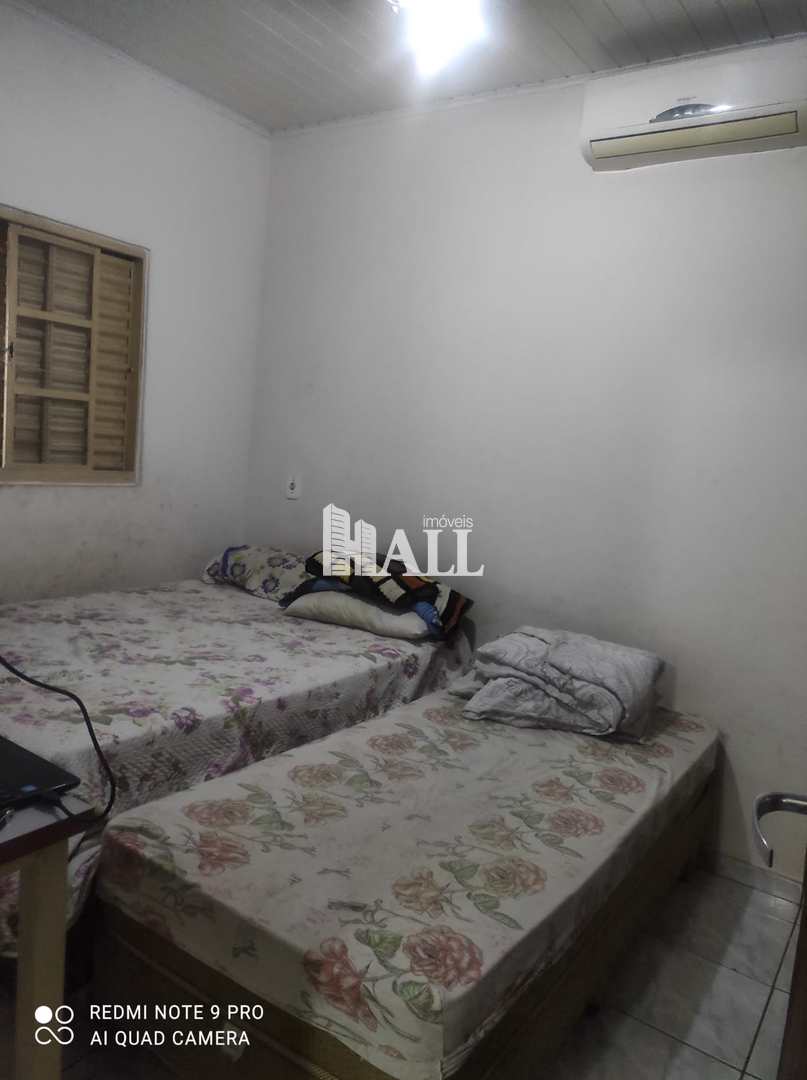 Casa à venda com 3 quartos, 220m² - Foto 10