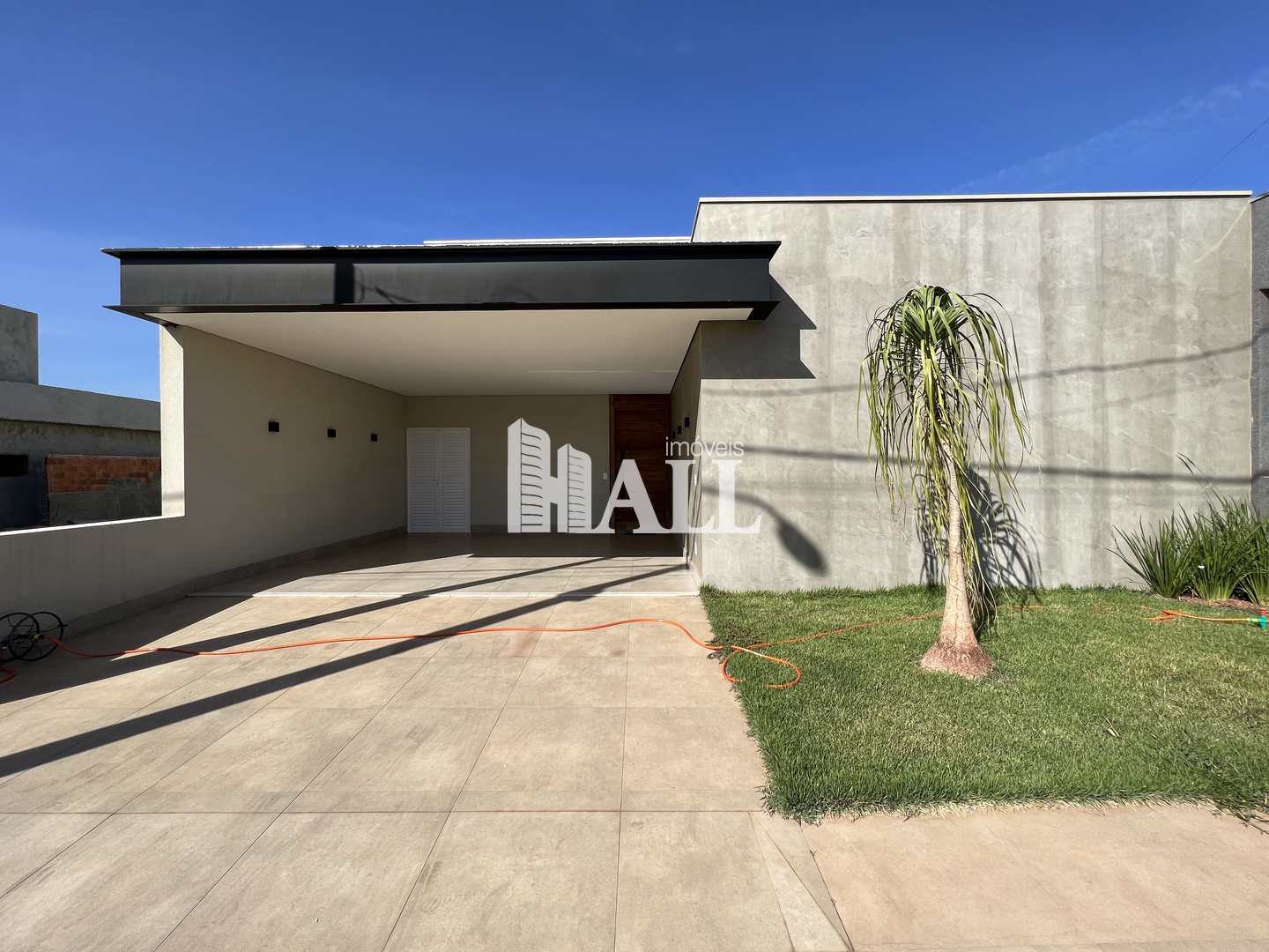 Casa de Condomínio à venda com 3 quartos, 157m² - Foto 2