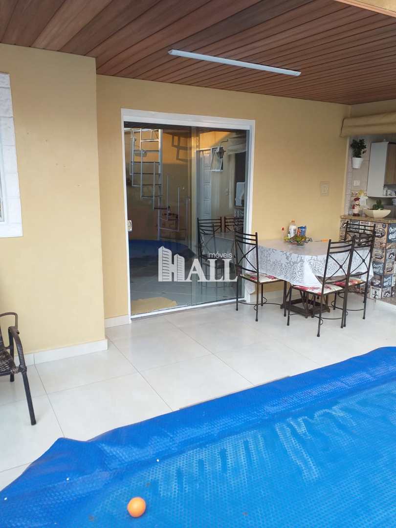 Casa à venda com 4 quartos, 223m² - Foto 15