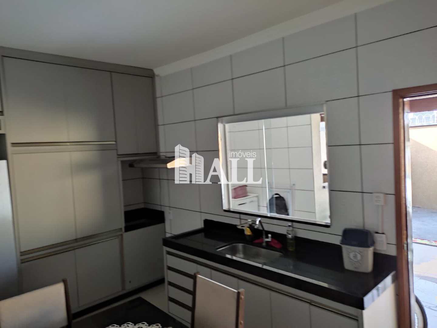 Casa à venda com 2 quartos, 250m² - Foto 21