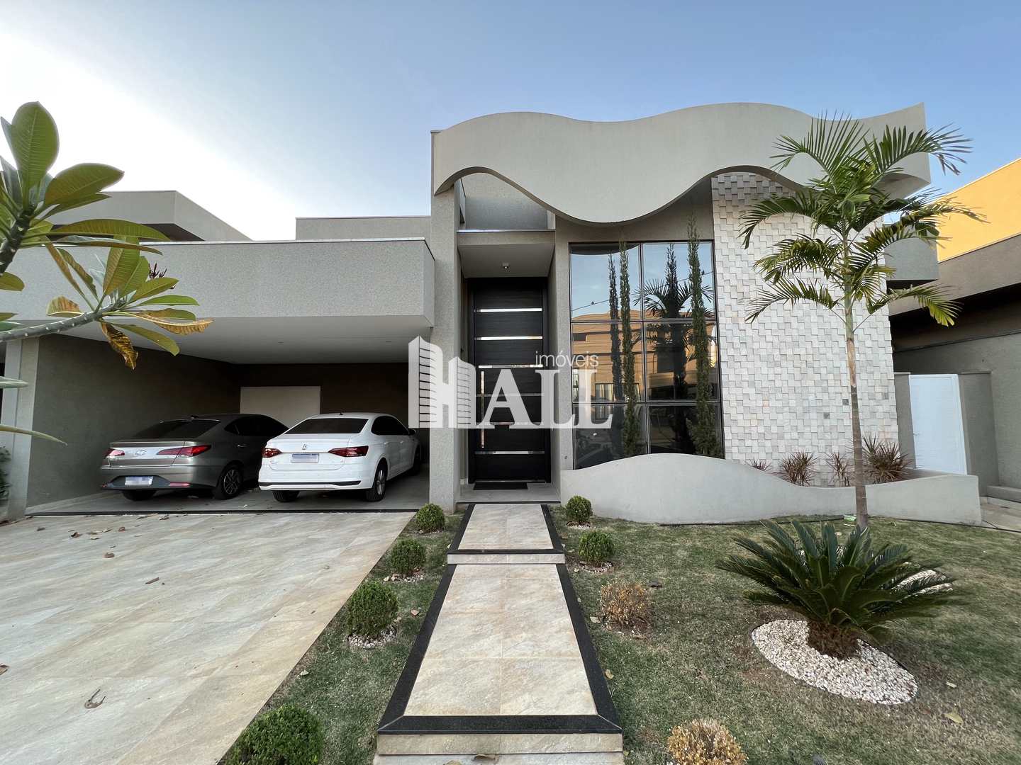 Casa de Condomínio à venda com 3 quartos, 274m² - Foto 3