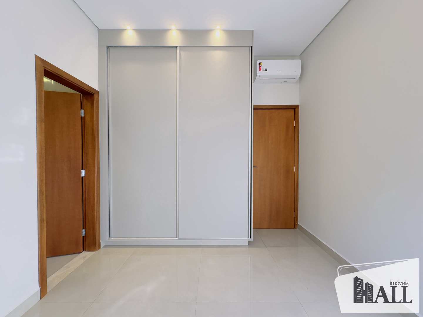 Casa de Condomínio à venda com 3 quartos, 219m² - Foto 11