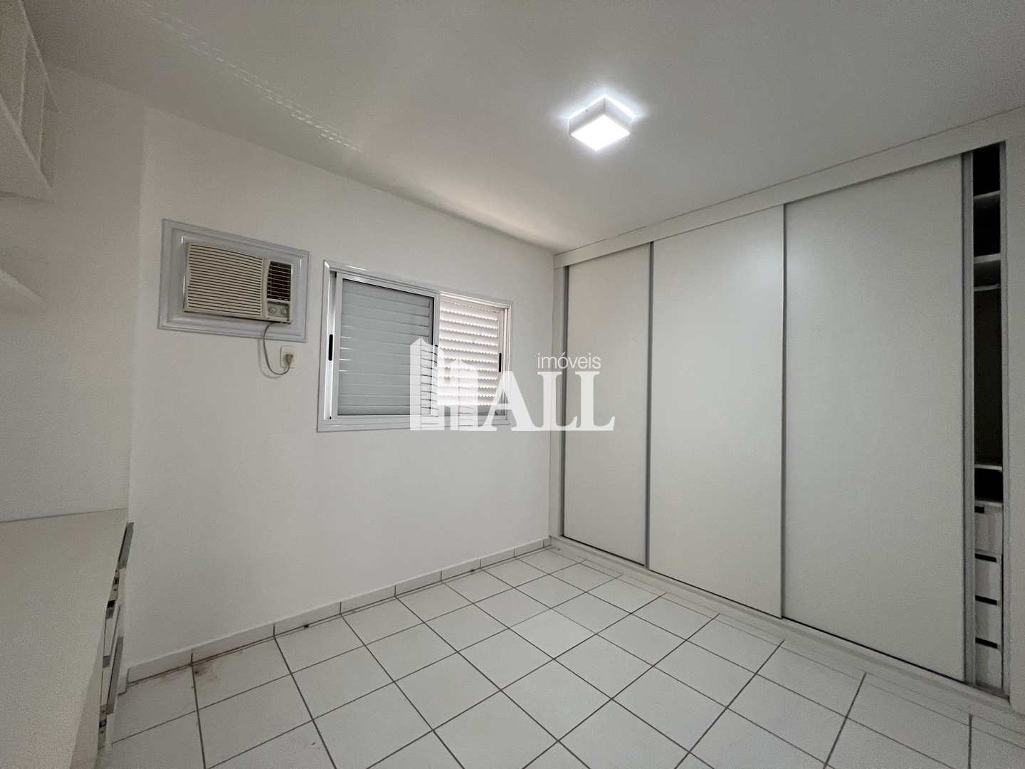 Apartamento à venda com 2 quartos, 77m² - Foto 5