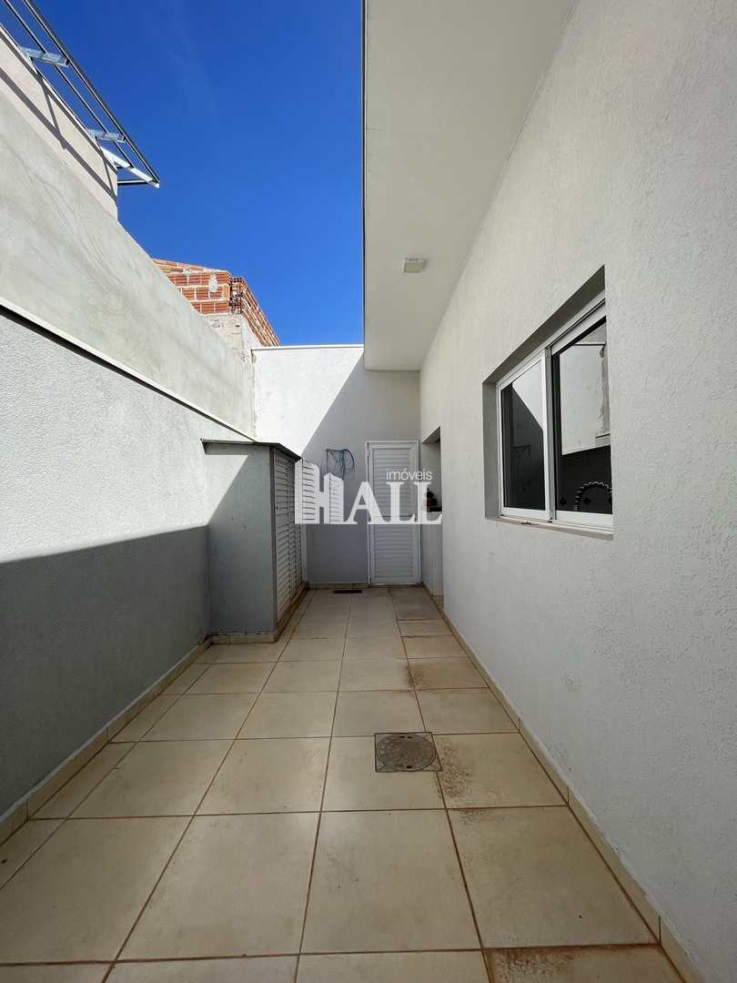 Casa de Condomínio à venda com 3 quartos, 300m² - Foto 28