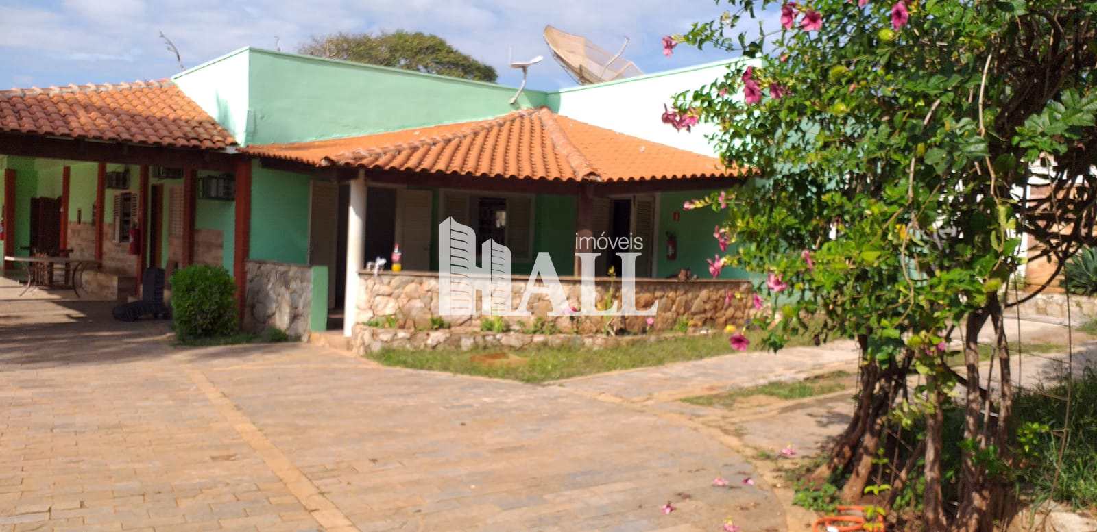 Fazenda à venda com 10 quartos, 7235m² - Foto 1