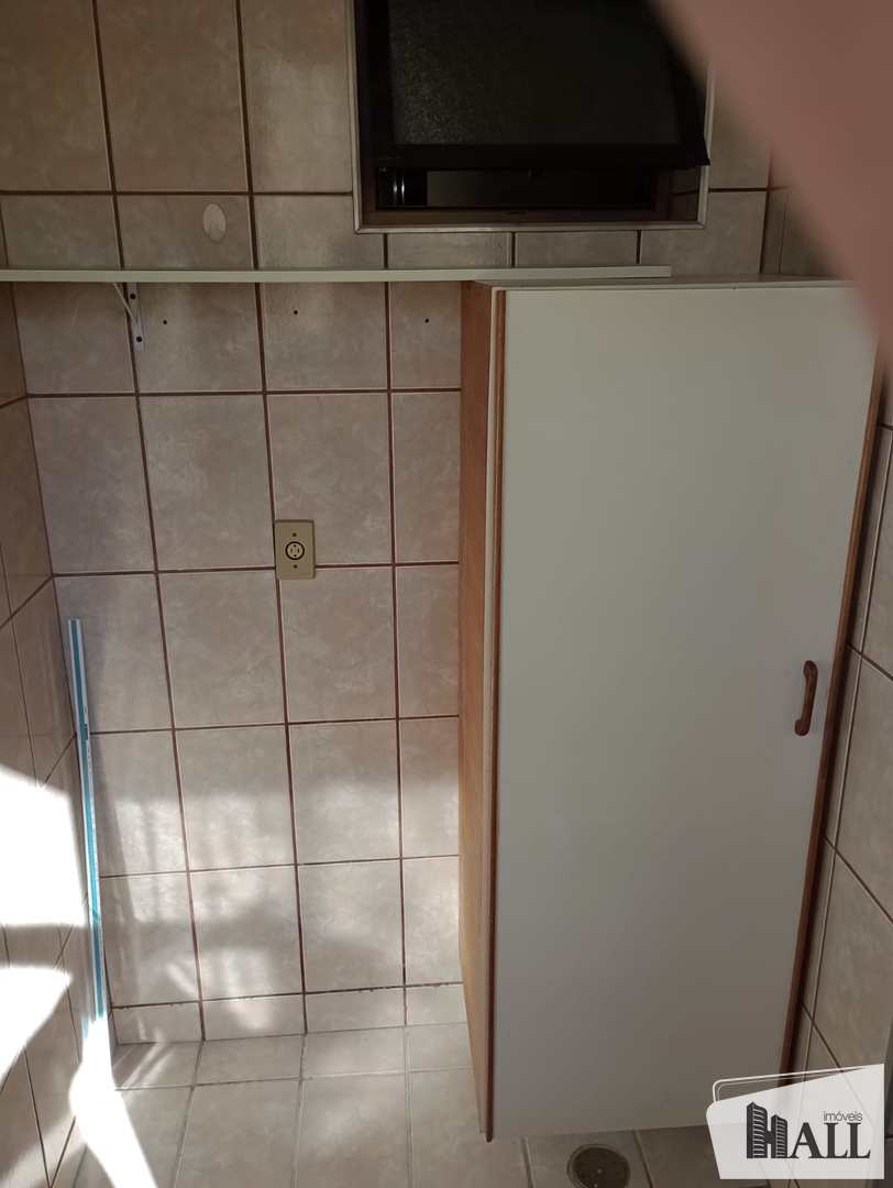 Apartamento à venda com 2 quartos, 40m² - Foto 11