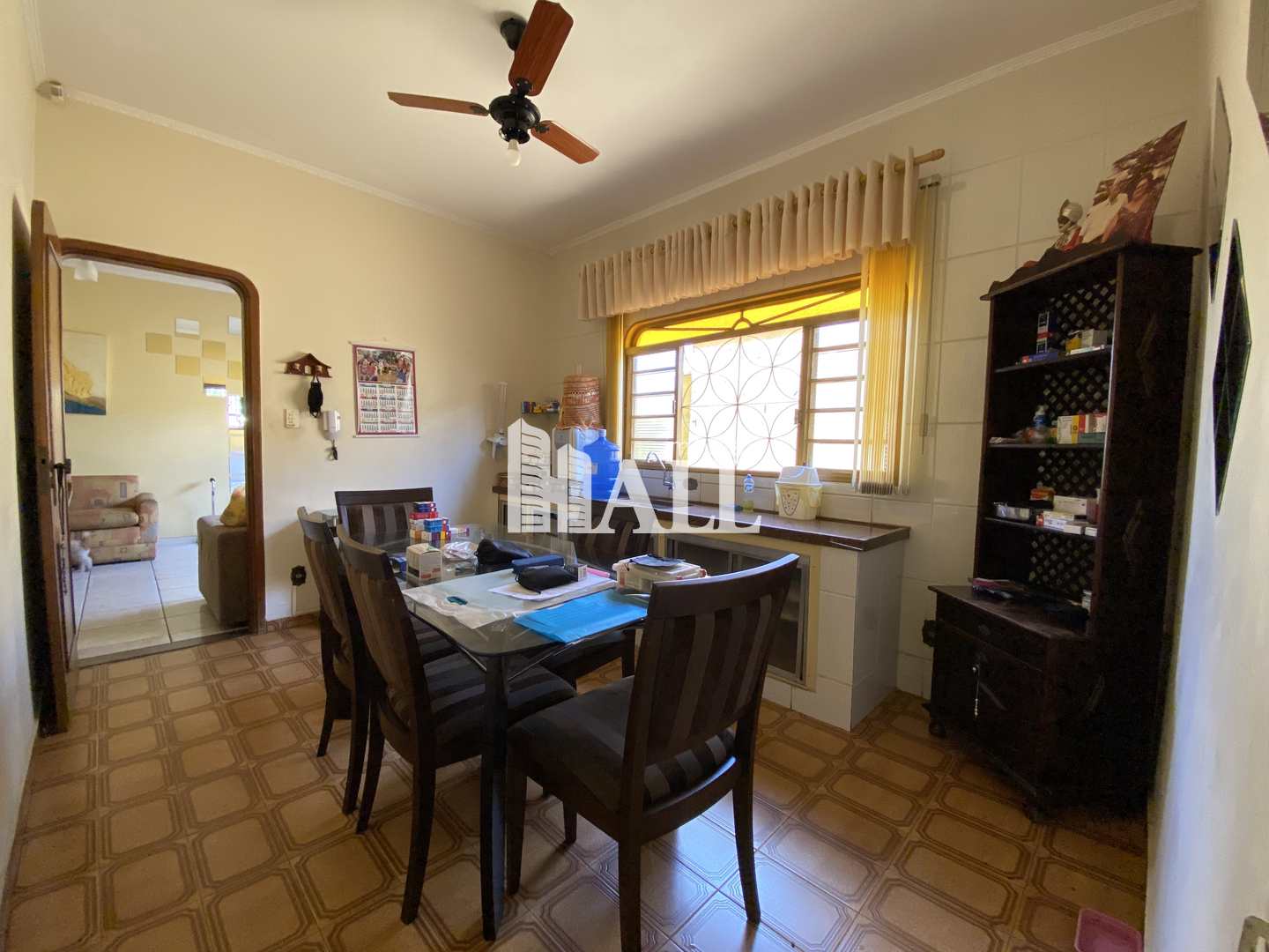 Casa à venda com 3 quartos, 265m² - Foto 1