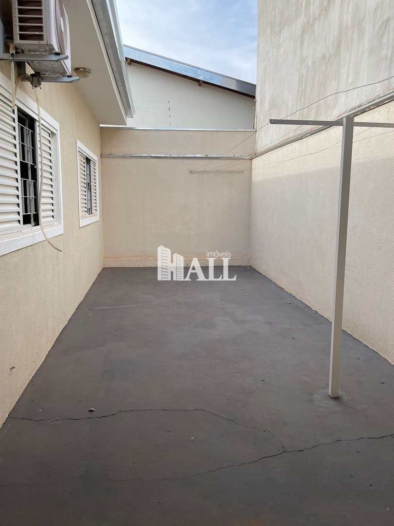 Casa à venda com 3 quartos, 138m² - Foto 12