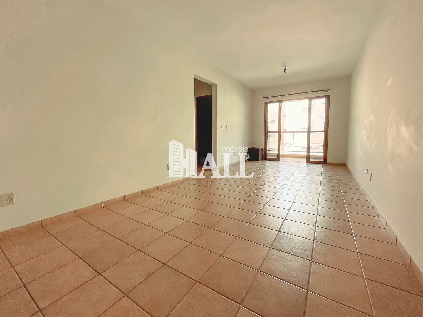 Apartamento à venda com 2 quartos, 67m² - Foto 1