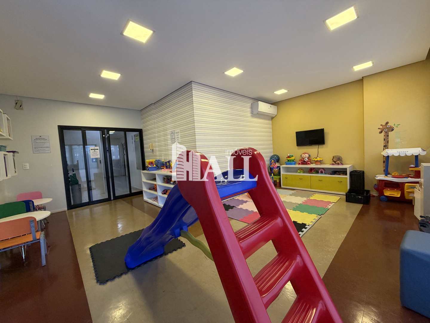 Apartamento com 2 quartos à venda, 68m² — foto 31 de 35