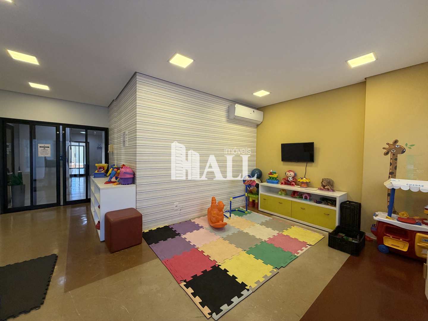 Apartamento com 2 quartos à venda, 68m² — foto 30 de 35