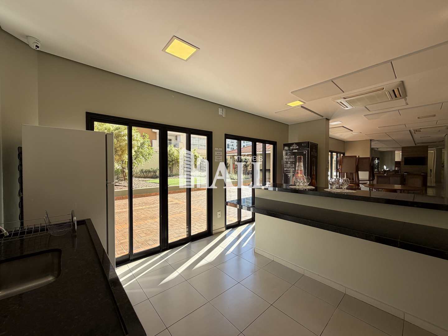 Apartamento com 2 quartos à venda, 68m² — foto 22 de 35