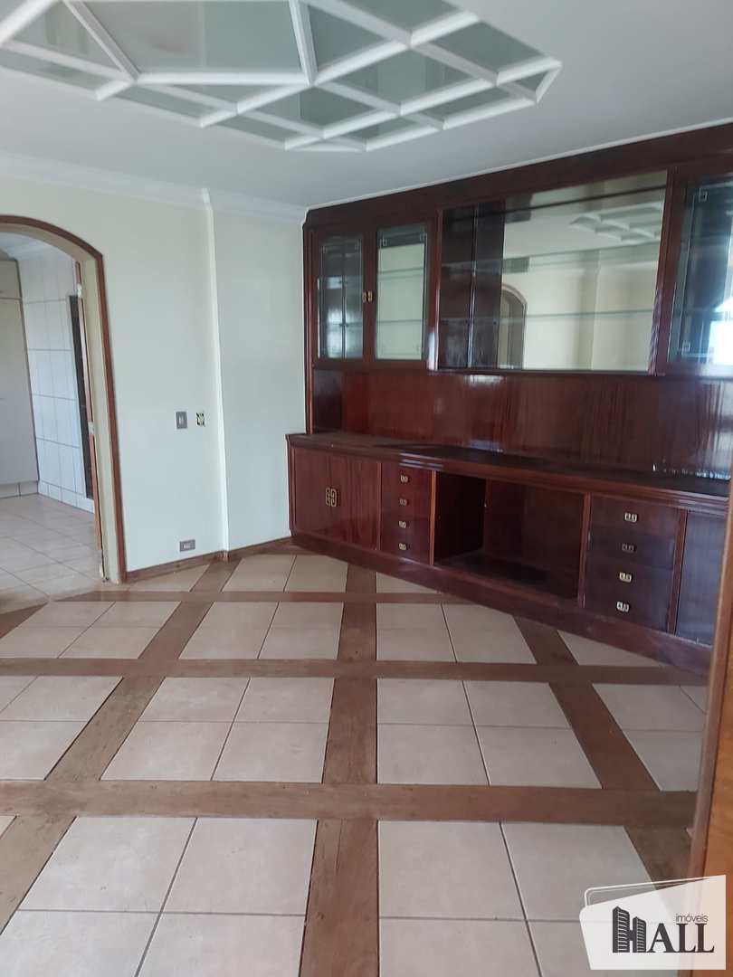 Apartamento à venda com 4 quartos, 380m² - Foto 2