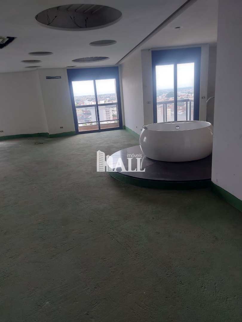 Apartamento à venda com 4 quartos, 500m² - Foto 2