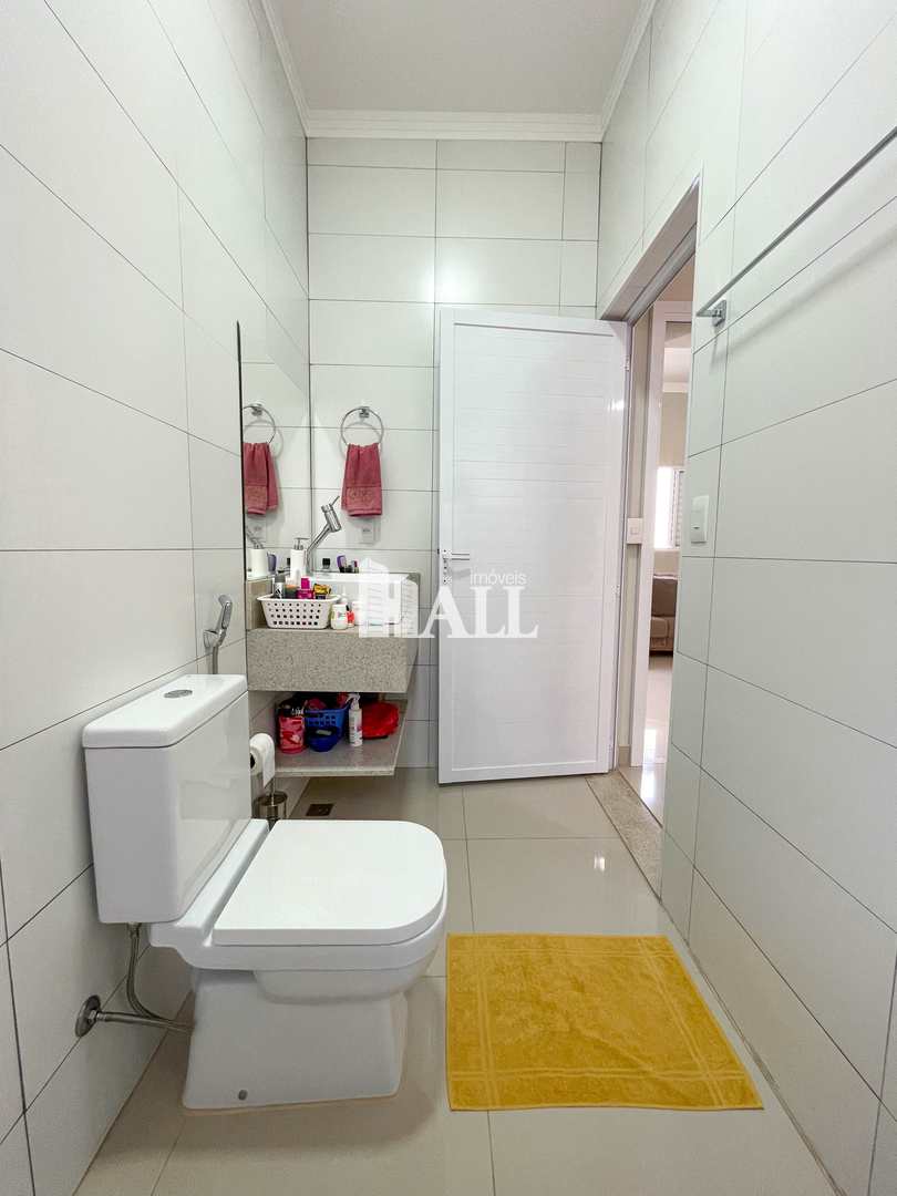 Casa à venda com 2 quartos, 100m² - Foto 16