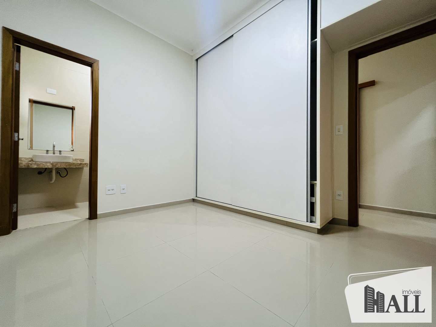 Casa de Condomínio à venda com 3 quartos, 204m² - Foto 11