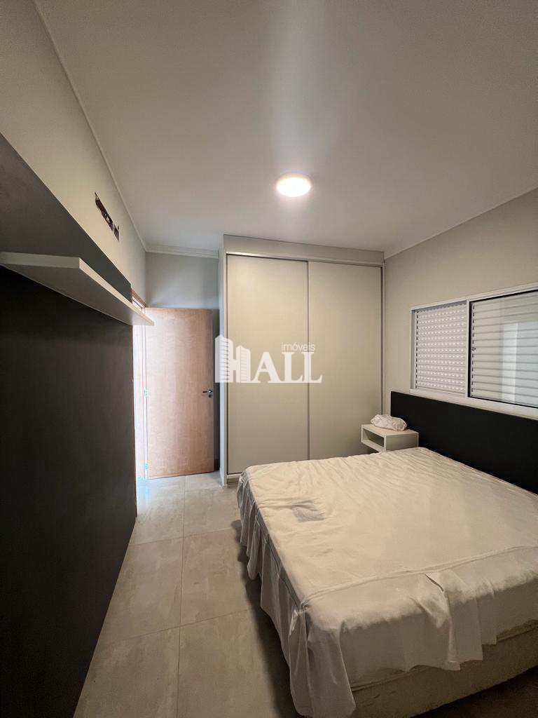 Casa à venda com 2 quartos, 90m² - Foto 4