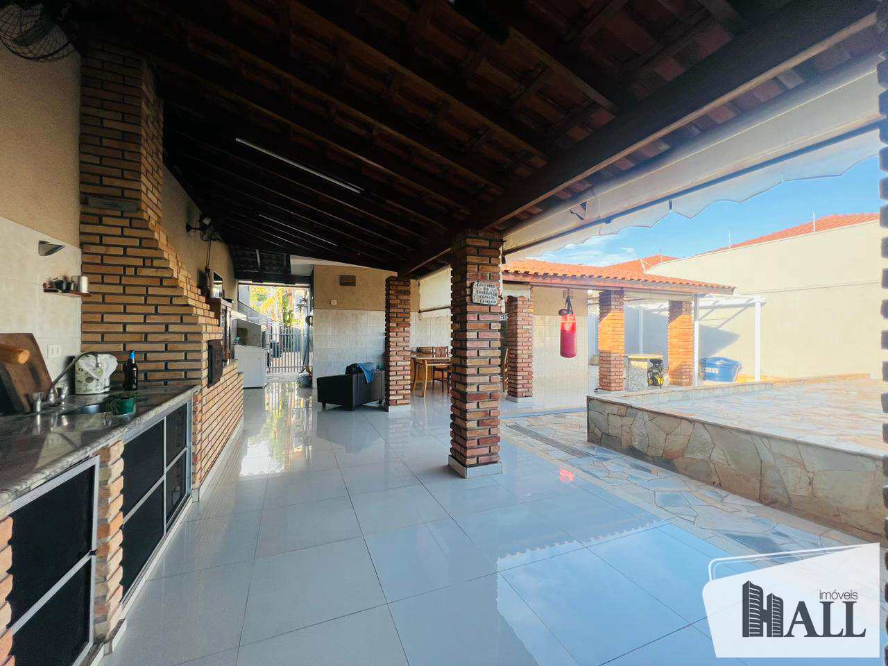 Casa à venda com 3 quartos, 450m² - Foto 6