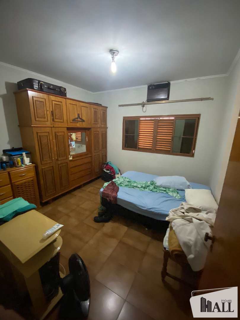 Casa à venda com 3 quartos, 200m² - Foto 13