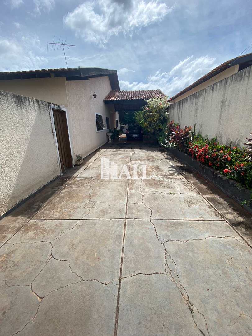 Casa à venda com 3 quartos, 200m² - Foto 21