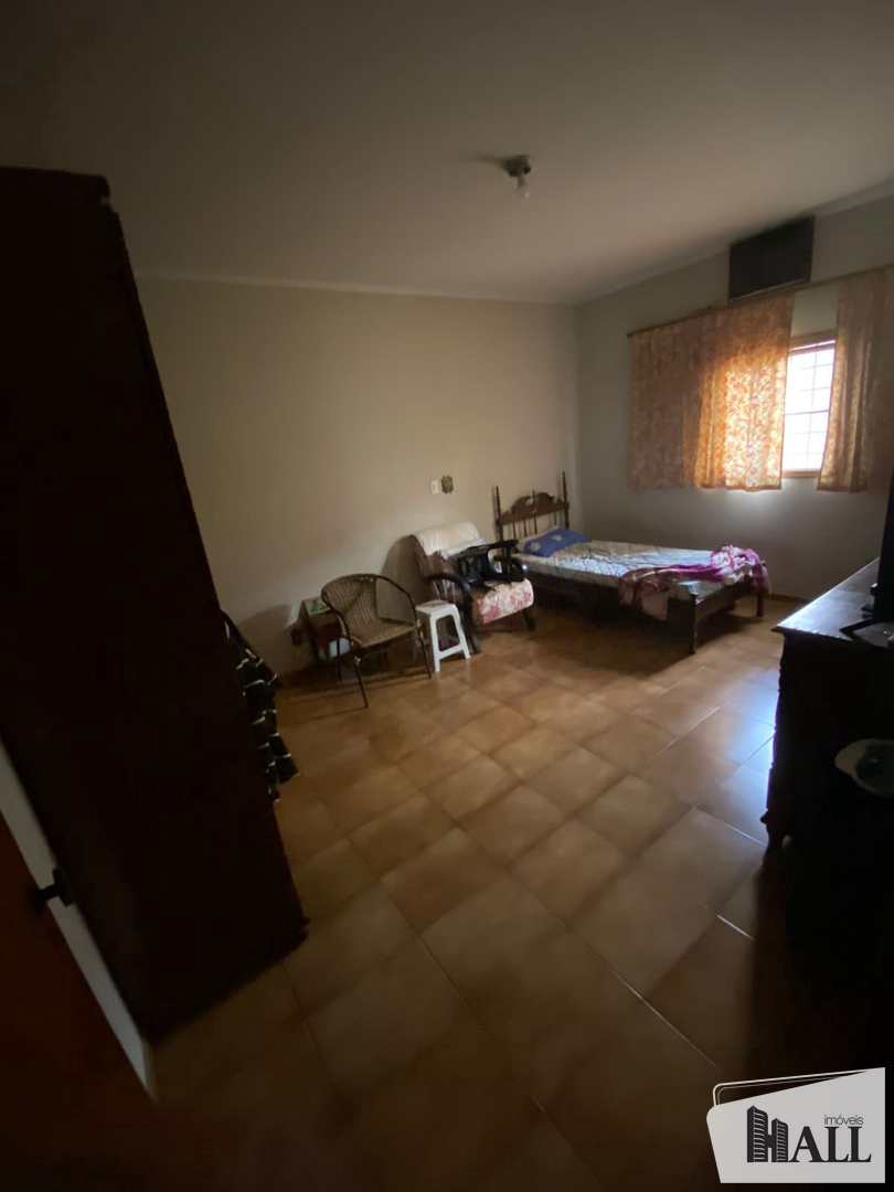 Casa à venda com 3 quartos, 200m² - Foto 12