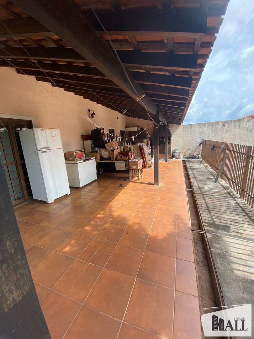 Casa à venda com 3 quartos, 200m² - Foto 19